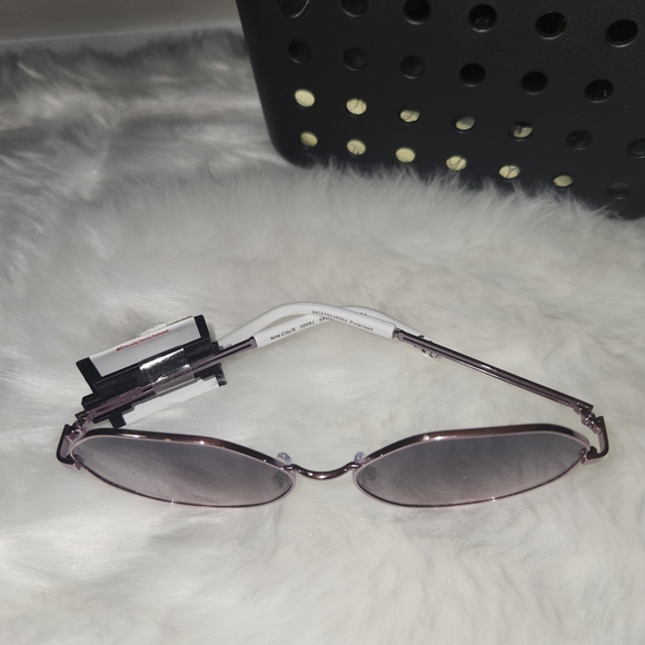 Prive Revoux Stylish  Sunglasses - Picture 2 of 7